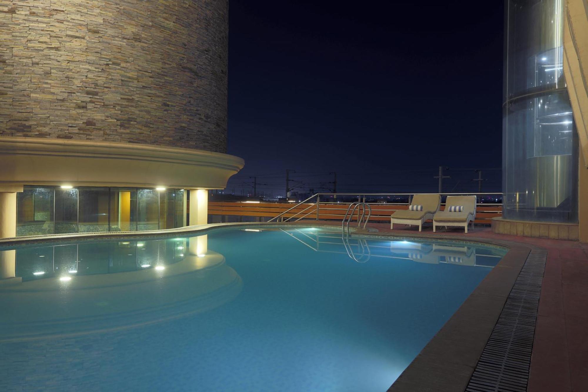 เวสตา อินเตอร์เนชั่นแนล Hotel ชัยปุระ ภายนอก รูปภาพ