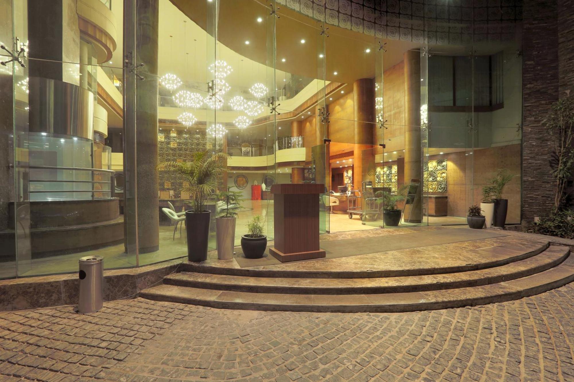 เวสตา อินเตอร์เนชั่นแนล Hotel ชัยปุระ ภายนอก รูปภาพ